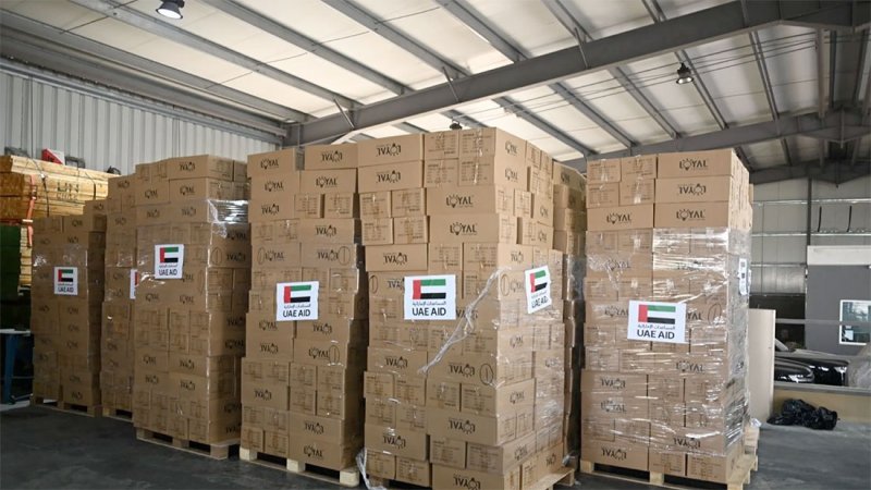 الإمارات ترسل باخرة تحمل 250 طناً من المساعدات لأوكرانيا