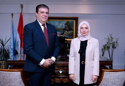 رئيس الهيئة الوطنية للإعلام بجمهورية مصر العربية يلتقي سفيرة مملكة البحرين في القاهرة