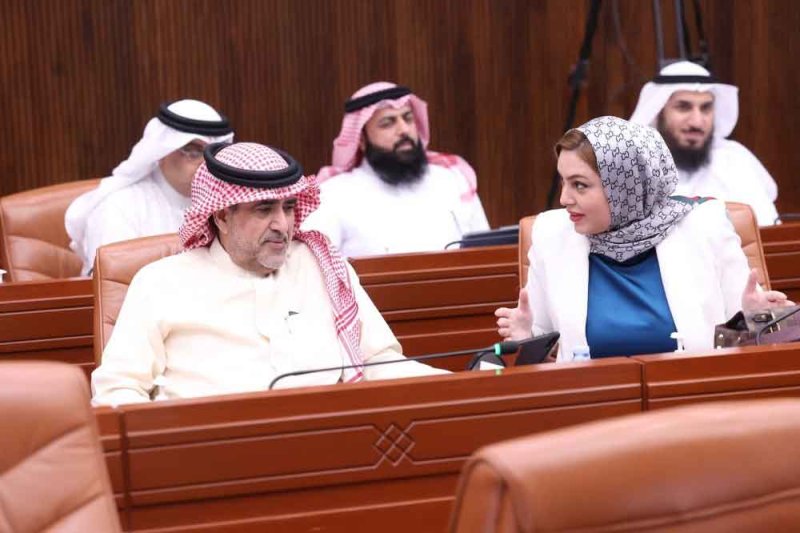 عبدالأمير: سأبقى مستقلة... وبوعنق: لن أتغير