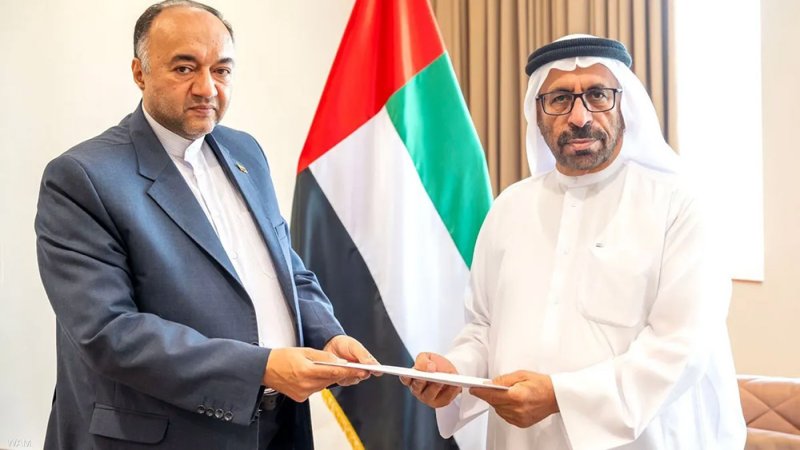 رئيس دولة الإمارات يتلقى دعوة رئيسي لزيارة إيران