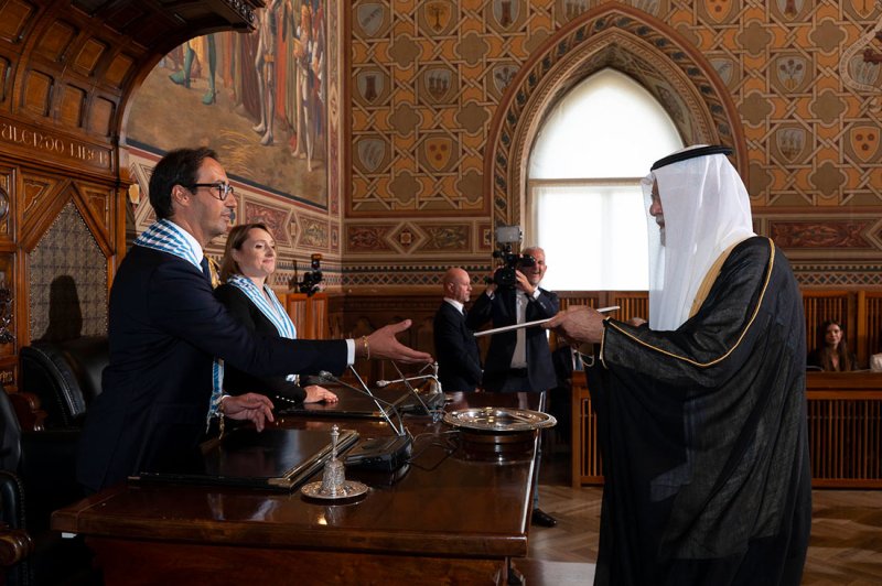 حاكما جمهورية سان مارينو يتسلمان أوراق اعتماد سفير مملكة البحرين