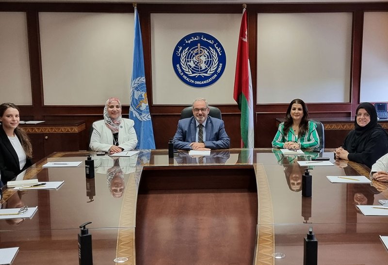 وفد صحي بحريني يطلع على التجربة العمانية في تحديد الاحتياجات المستقبلية للقوى العاملة في المجال الصحي
