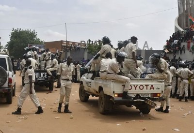 انتهاء المهلة الممنوحة للانقلابيين في النيجر.. تدخل عسكري وشيك