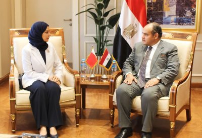 وزير التجارة والصناعة بجمهورية مصر العربية يستقبل سفيرة مملكة البحرين في القاهرة