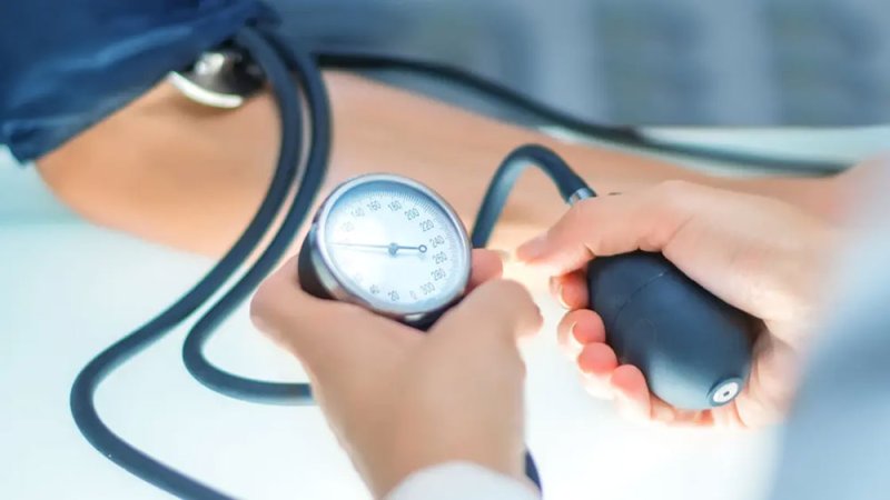 10 أطعمة تخفض ضغط الدم بشكل طبيعي