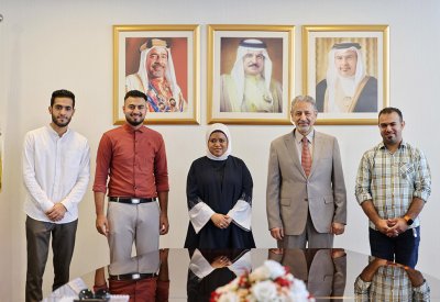 تشجيعًا للابتكار.. "الكهرباء والماء" تستقبل طلبة صمموا سيارة تعمل بالطاقة الشمسية