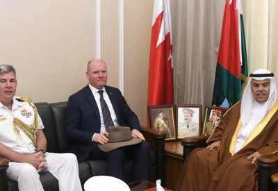وزير شؤون الدفاع يستقبل السفير الأسترالي