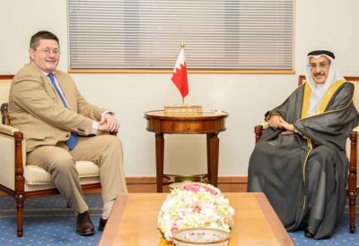 نائب رئيس مجلس الوزراء يؤكد متانة العلاقات التاريخية المتميزة بين مملكة البحرين والمملكة المتحدة