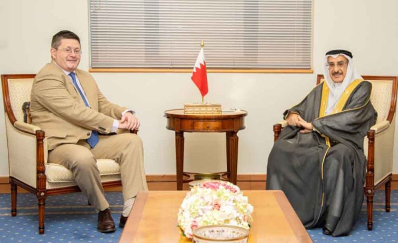 نائب رئيس مجلس الوزراء يؤكد متانة العلاقات التاريخية المتميزة بين مملكة البحرين والمملكة المتحدة