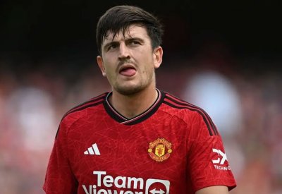 مانشستر يونايتد يرفض بيع ماغواير