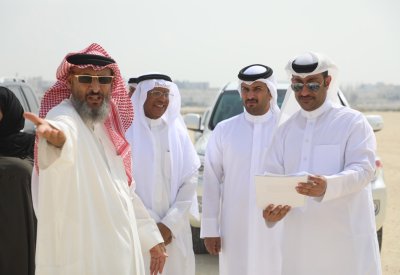 مدير عام بلدية "الجنوبية" ورئيس المجلس البلدي يتفقدان وادي البحير
