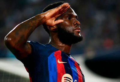 أهلي جدة يتعاقد مع الإيفواري كيسي قادماً من برشلونة