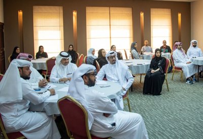 وزارة الإعلام تعقد ورشة عمل (إدارة الضغوط في بيئة العمل) بالتعاون مع مركز بتلكو لرعاية حالات العنف الأسري