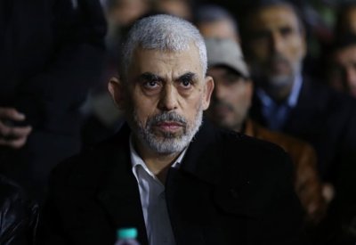 هل رفض السنوار اتمام صفقة لتبادل الأسرى مع إسرائيل؟