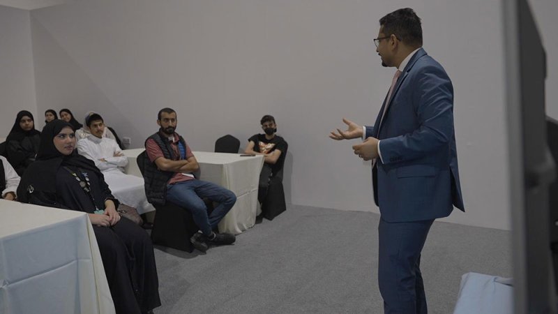 وزارة شؤون الكهرباء والماء تقدم ورشة "السيارات الكهربائية ومستقبلها في البحرين"