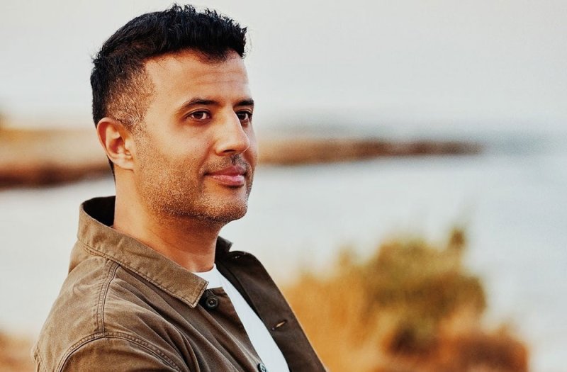 حمزة نمرة يبدأ جولة ألبوم "رايق" من واشنطن وباريس