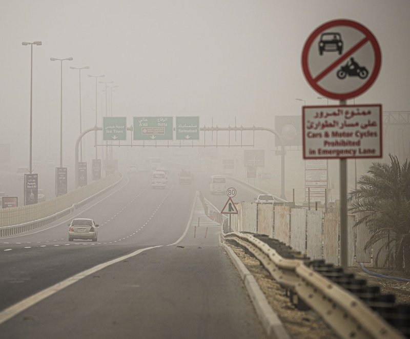 مع بداية مغبرة.. البحرين تدخل أياماً حارة ورطوبة مرتفعة
