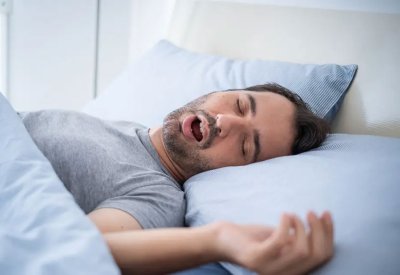 أكثر فائدة على المدى الطويل.. علاجات واعدة لانقطاع التنفس أثناء النوم