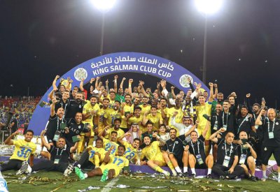 فوز النصر حديث الصحف العالمية
