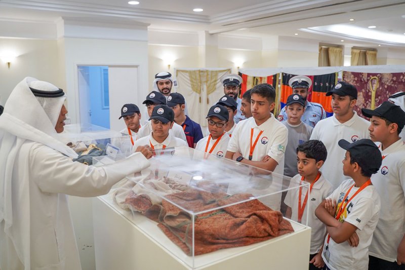 المحافظة الجنوبية تواصل فعاليات البرنامج التراثي باستعراضها تاريخ "الأزياء التراثية"