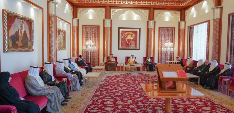 جلالة الملك المعظم يستقبل عددا من القضاة بمناسبة تعيينهم
