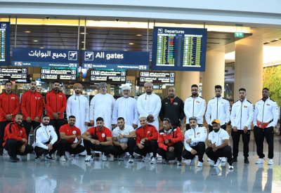 المنتخبين الإماراتي والعماني أول الواصلين