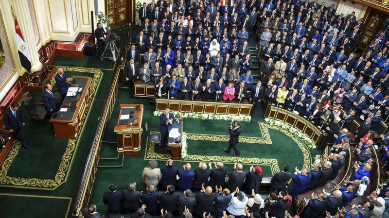 اتفاق على زيادة عدد نواب البرلمان المصري.. ولا تغيير بنظام الانتخاب