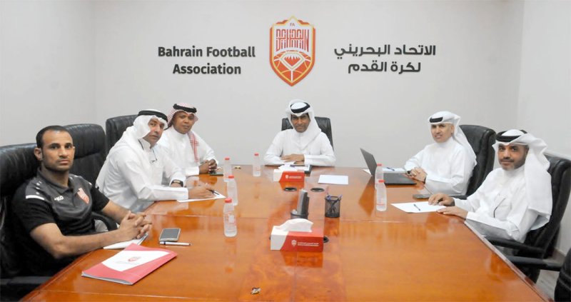 لجنة الحكام بالاتحاد البحريني لكرة القدم تعقد اجتماعها الأول
