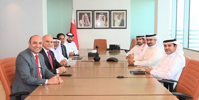 وزير الصناعة والتجارة يستقبل رئيس مجلس إدارة جمعية البحرين للتدريب وتنمية الموارد البشرية
