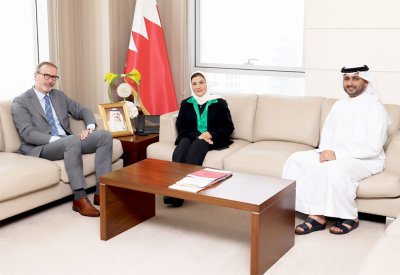 الأمين العام للتظلمات تستقبل السفير الألماني بالمنامة