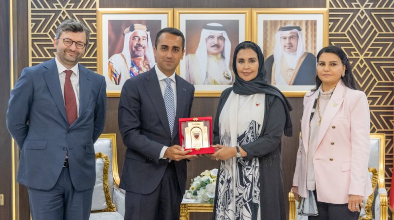 البحرين تحرص على ترسيخ علاقاتها الدولية وبناء الشراكات الدبلوماسية الداعمة لتحقيق الأهداف التنموية