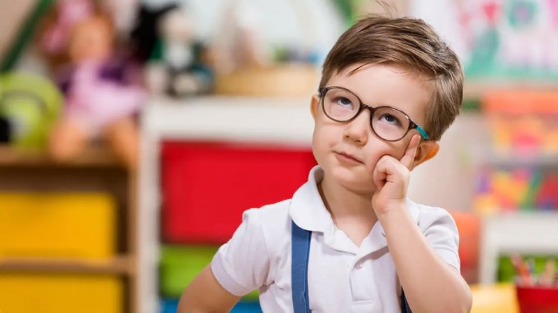 5 أطعمة خارقة لتحسين ذاكرة الطفل وتعزيز تركيزه