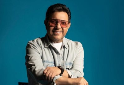 “مروق” النجم المصري هاني شاكر