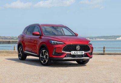 MG HS الجديدة الهجينة ذات القابس
