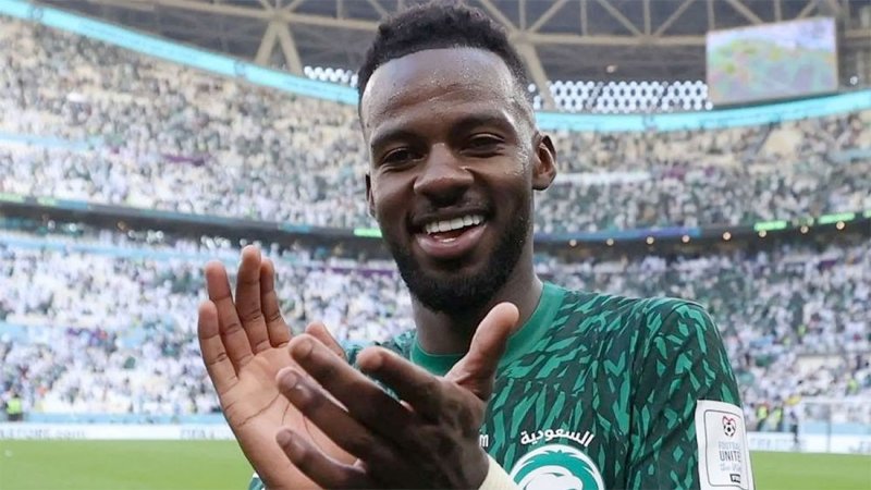 دوري روشن.. الهلال يعزز دفاعه بأغلى لاعب سعودي