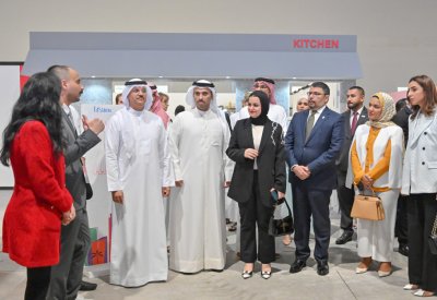وزيرة شؤون الشباب تصطحب عددا من الوزراء والسفراء في جولة بمدينة شباب 2030
