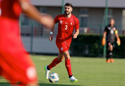 "الأحمر" يخسر مباراته التجريبية الأولى بمعسكر صربيا