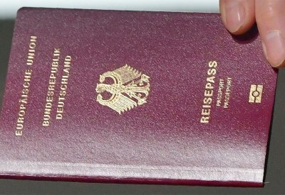 حكومة ألمانيا توافق على تشريع لتسهيل الحصول على الجنسية