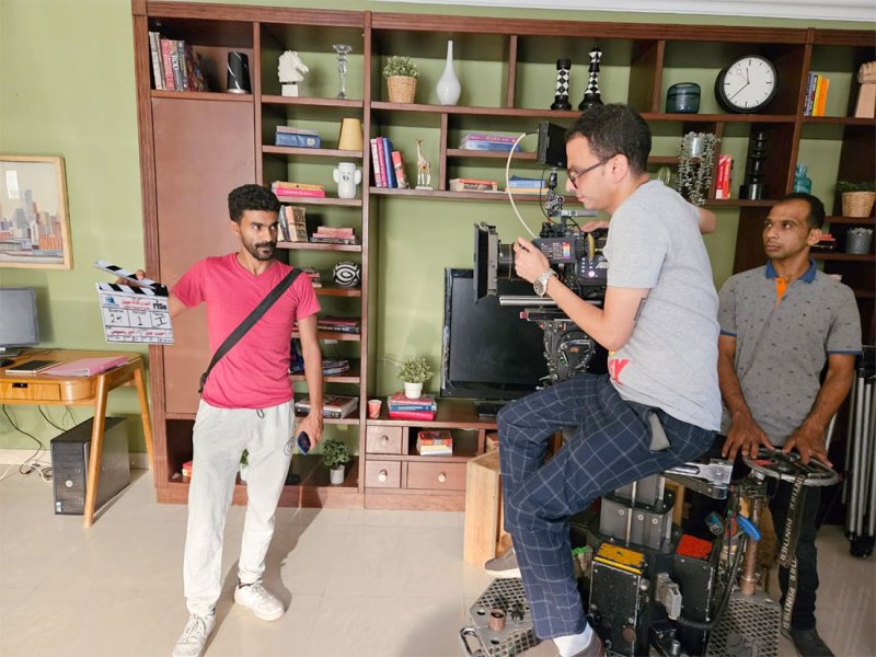 المخرج أمير رمسيس يبدأ تصوير فيلم أنف وثلاث عيون