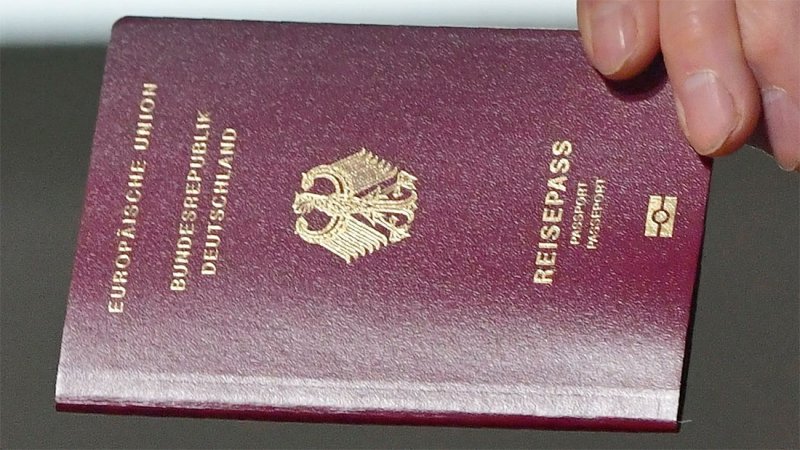 حكومة ألمانيا توافق على تشريع لتسهيل الحصول على الجنسية