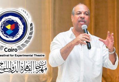 الحمدان يطرق ابواب التجريب في المسرح الخليجي