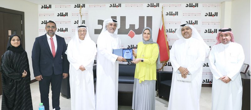 إدارة “البلاد” تستقبل الأمين العام للمجلس الأعلى للمرأة