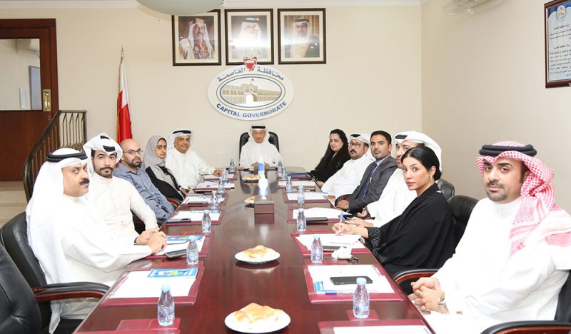 لجنة المدن الصحية بمحافظ العاصمة تبحث الخطة الزمنية لتنفيذ البرنامج