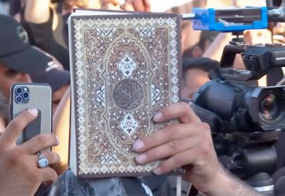 العقوبة غرامة وسجن.. الدنمارك ستحظر حرق المصحف