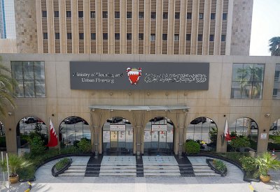 يحق للمطلقة الحاضنة للأبناء التقديم على “تسهيل”