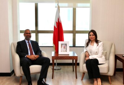 الرئيسة التنفيذية لهيئة تنظيم سوق العمل تستقبل رئيس بعثة المنظمة الدولية للهجرة في البحرين