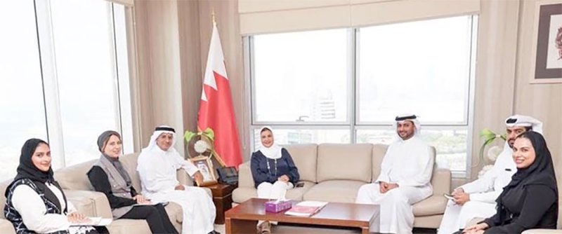 الأمين العام للتظلمات تستقبل المدير العام للشؤون القانونية و حقوق الإنسان بوزارة الخارجية