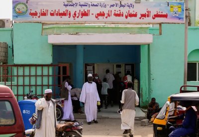 ربنا يهون علينا.. ملاذ الحرب الوحيد في السودان يعاني