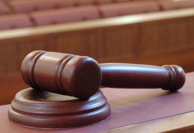 تأييد حكم إدانة مفتش البلدية ورئيسه