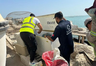 ‏بالصور: "الثروة البحرية" تمنع 34 صيّاد مخالف من استخدام أدوات الصيد غير القانونية